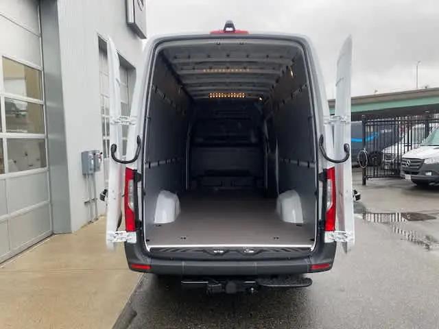 2026 Mercedes-Benz Sprinter 2500 High Roof 4-Cyl Diesel