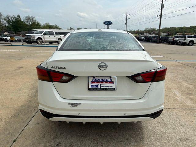 2025 Nissan Altima SV FWD