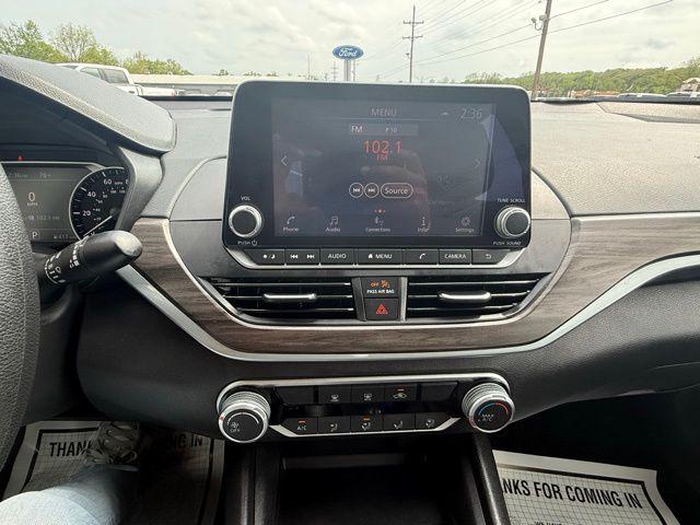 2025 Nissan Altima SV FWD