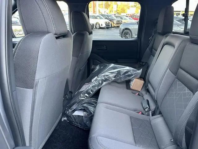 2026 Nissan Frontier Crew Cab SV 4x4