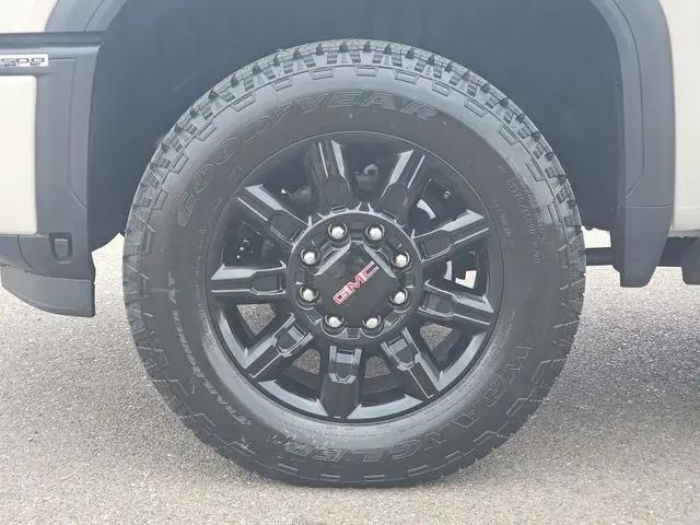 2026 GMC Sierra 3500HD Crew Cab, Long Bed, AT4, 4WD