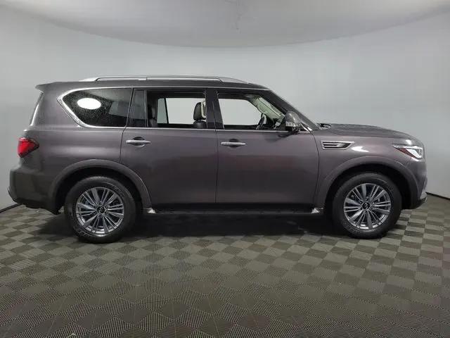2024 INFINITI QX80 LUXE AWD