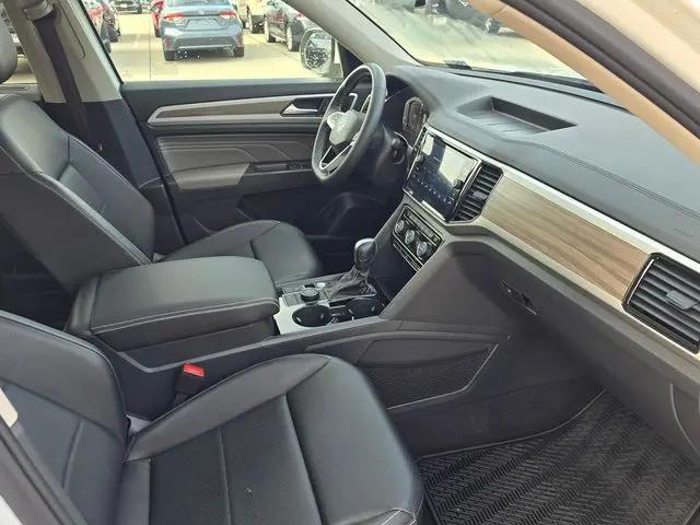 2023 Volkswagen Atlas 3.6L V6 SEL