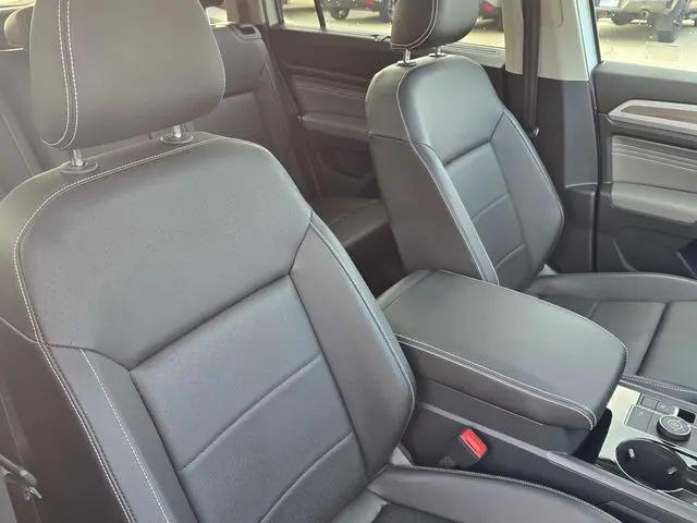 2023 Volkswagen Atlas 3.6L V6 SEL