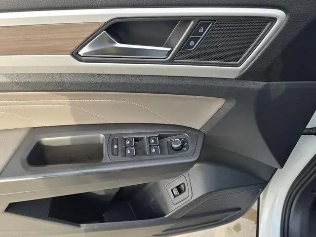 2023 Volkswagen Atlas 3.6L V6 SEL