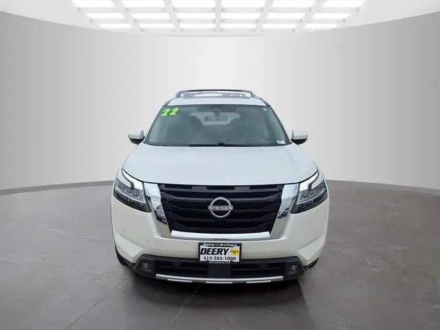 2022 Nissan Pathfinder SL 4WD