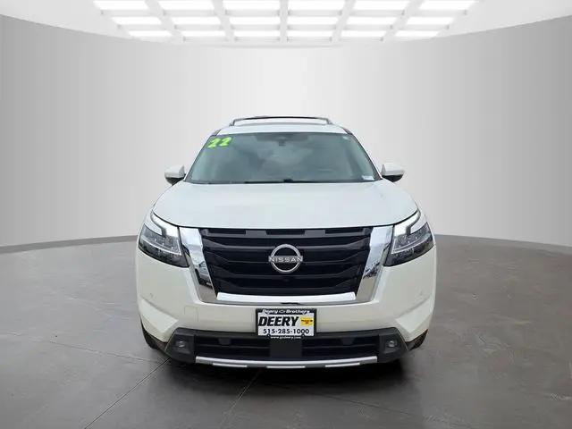 2022 Nissan Pathfinder SL 4WD