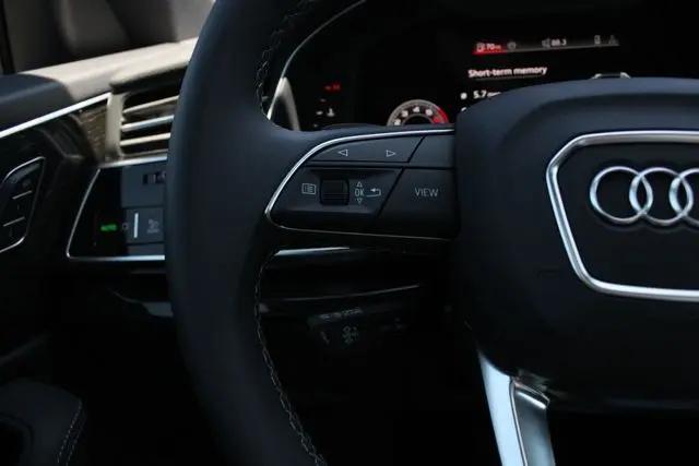 2026 Audi Q8 Premium Plus 55 TFSI quattro Tiptronic