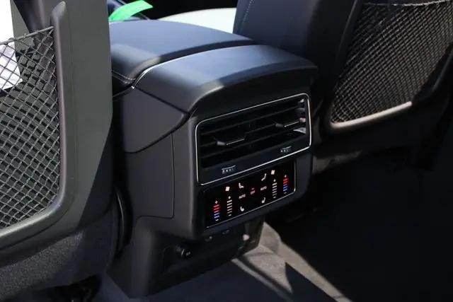 2026 Audi Q8 Premium Plus 55 TFSI quattro Tiptronic