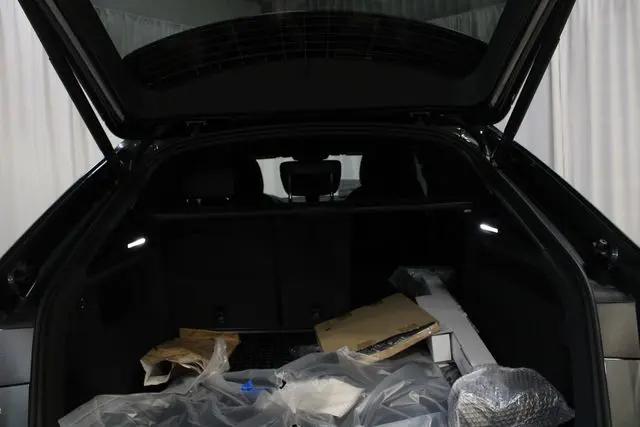 2026 Audi Q8 Premium Plus 55 TFSI quattro Tiptronic