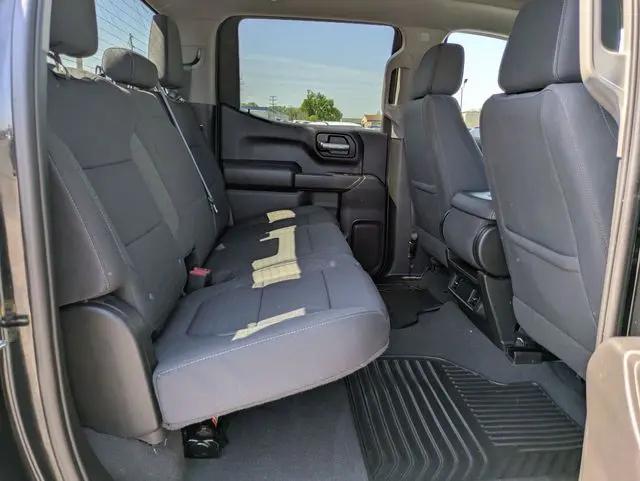 2022 Chevrolet Silverado 1500 4WD Crew Cab Short Bed Custom