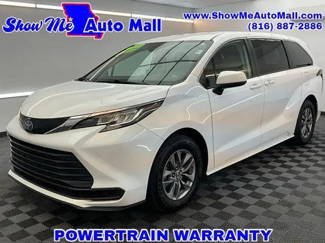 2022 Toyota Sienna LE for sale in Harrisonville, MO