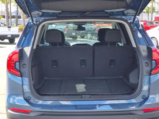 2024 GMC Terrain FWD SLE