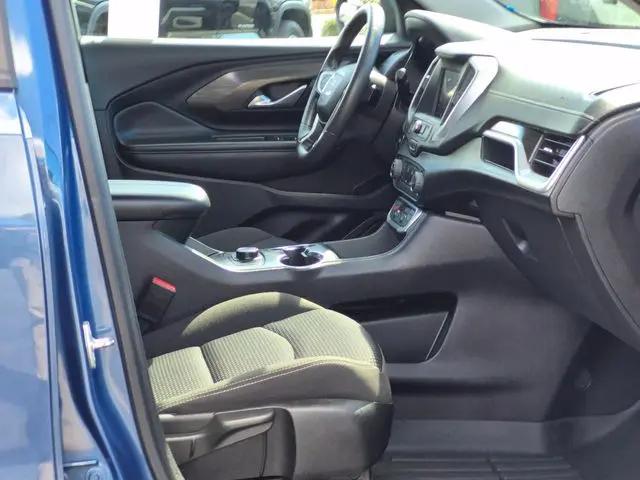 2024 GMC Terrain FWD SLE