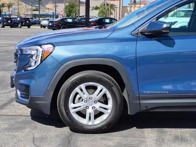 2024 GMC Terrain FWD SLE