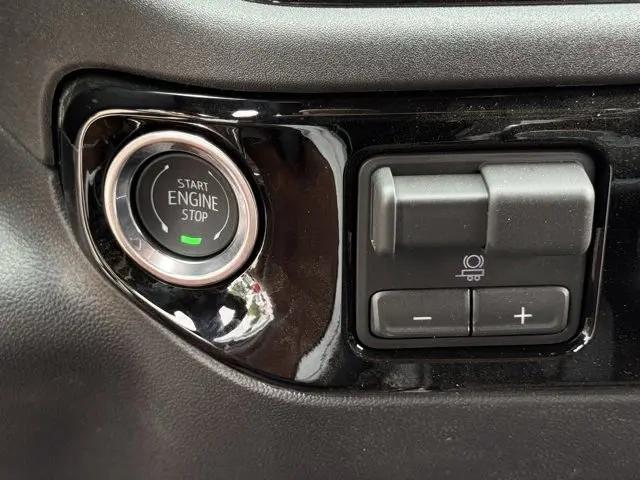 2026 Chevrolet Silverado 1500 4WD Crew Cab Short Bed ZR2