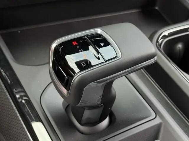 2026 Chevrolet Silverado 1500 4WD Crew Cab Short Bed ZR2