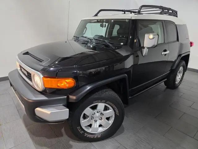 2007 Toyota FJ Cruiser Base for sale in Brook Park, OH