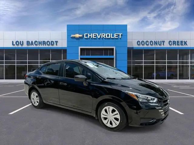 2025 Nissan Versa 1.6 S