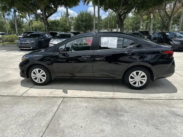 2025 Nissan Versa 1.6 S