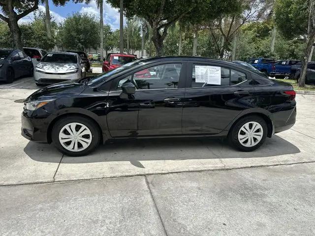 2025 Nissan Versa 1.6 S