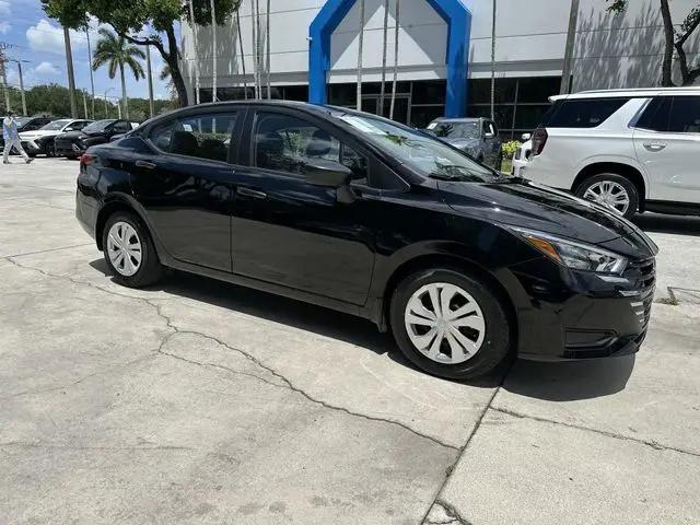 2025 Nissan Versa 1.6 S