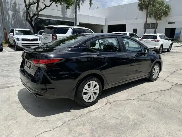 2025 Nissan Versa 1.6 S