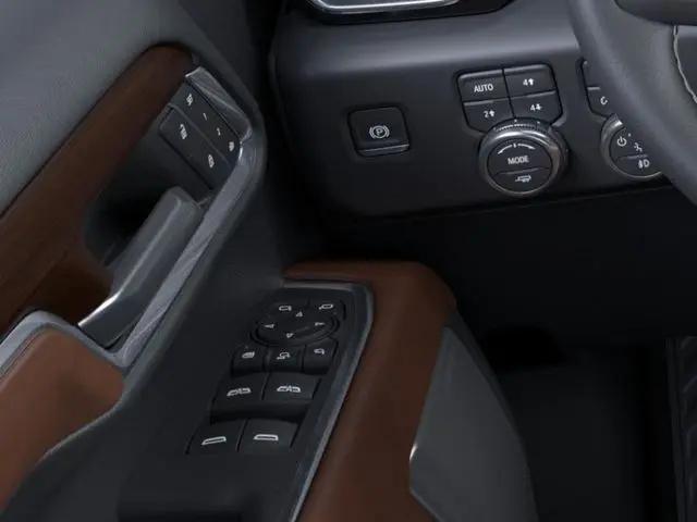 2026 GMC Sierra 2500HD Crew Cab, Standard Bed, Denali Ultimate, 4WD