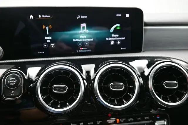 2020 Mercedes-Benz A 220 A 220
