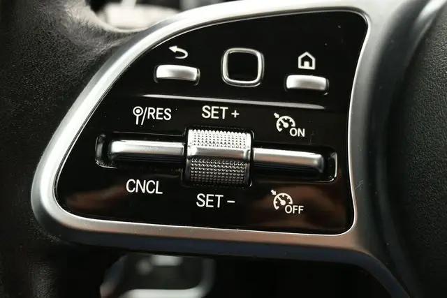 2020 Mercedes-Benz A 220 A 220
