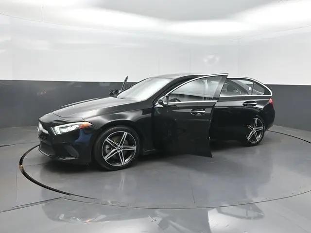 2020 Mercedes-Benz A 220 A 220