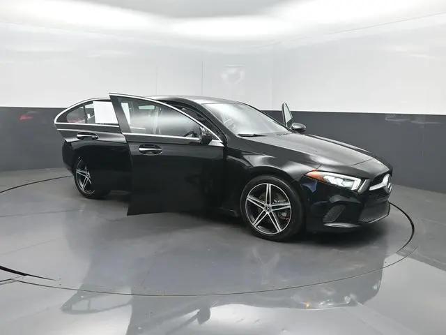 2020 Mercedes-Benz A 220 A 220