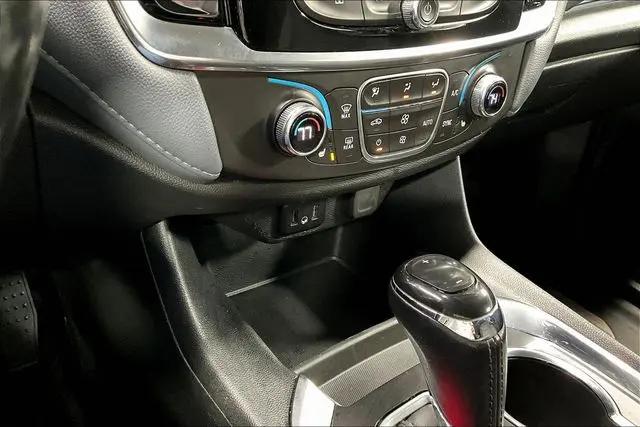 2020 Chevrolet Traverse AWD LT Cloth