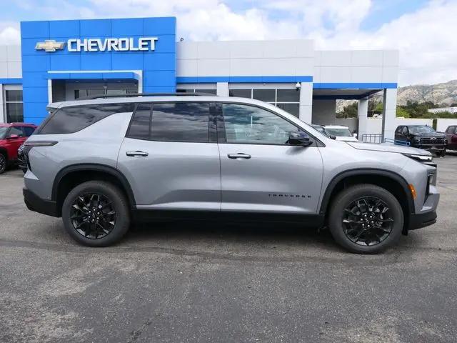 2026 Chevrolet Traverse FWD LT