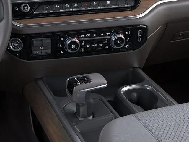 2026 GMC Sierra 1500 Crew Cab, Short Bed, SLT, 4WD