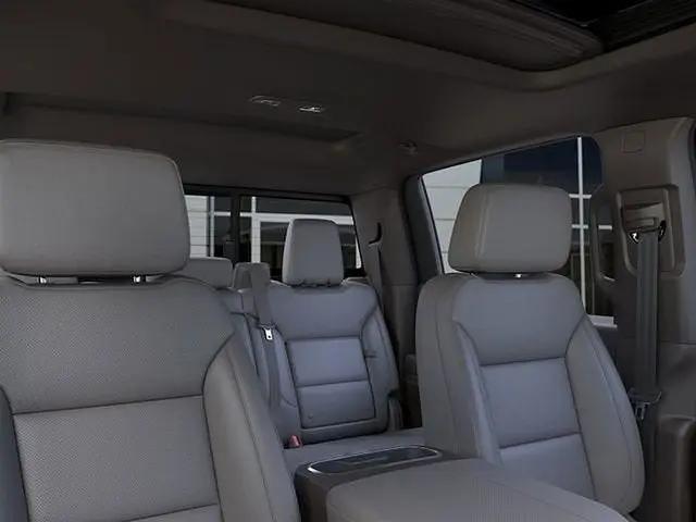 2026 GMC Sierra 1500 Crew Cab, Short Bed, SLT, 4WD