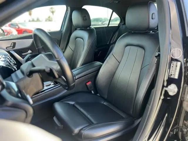 2019 Mercedes-Benz A 220 A 220