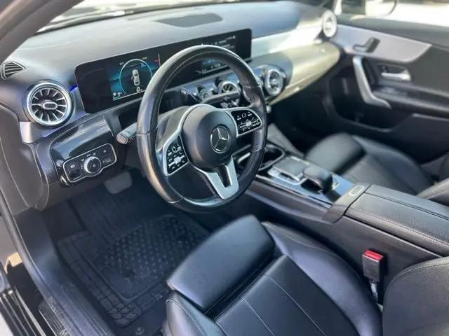 2019 Mercedes-Benz A 220 A 220
