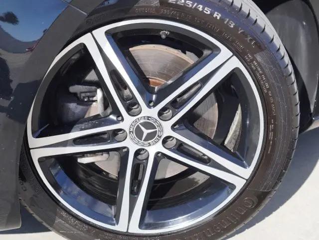 2019 Mercedes-Benz A 220 A 220