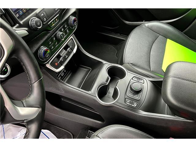 2024 GMC Terrain AWD SLT
