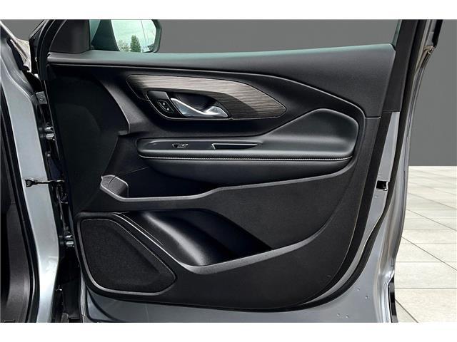2024 GMC Terrain AWD SLT