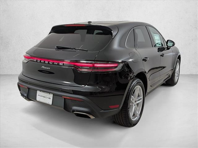 2026 Porsche Macan AWD