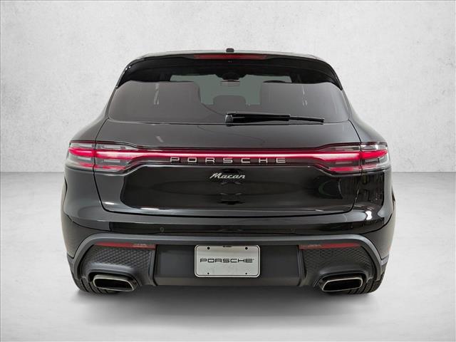 2026 Porsche Macan AWD