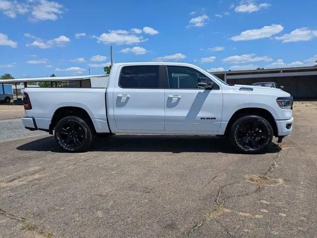 2021 Ram 1500 Big Horn Crew Cab 4x4 5'7" Box