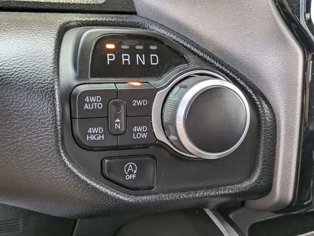 2021 Ram 1500 Big Horn Crew Cab 4x4 5'7" Box