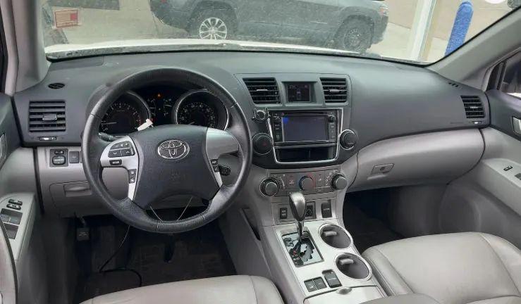 2013 Toyota Highlander SE V6