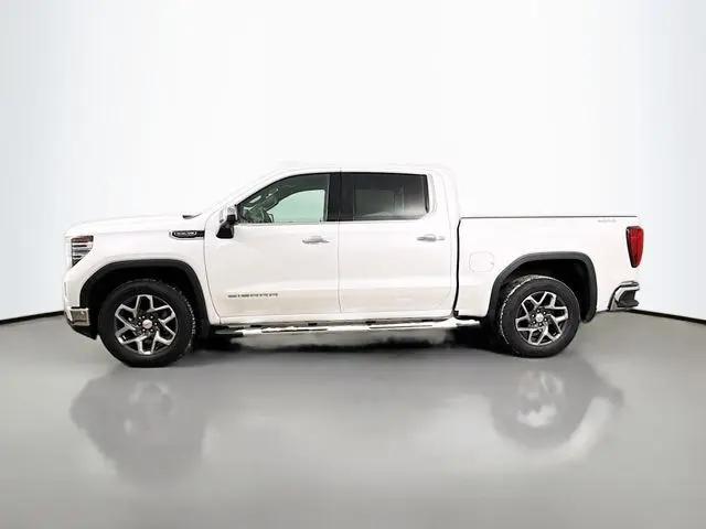2024 GMC Sierra 1500 4WD Crew Cab Short Box SLT