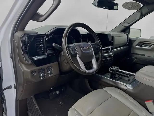 2024 GMC Sierra 1500 4WD Crew Cab Short Box SLT
