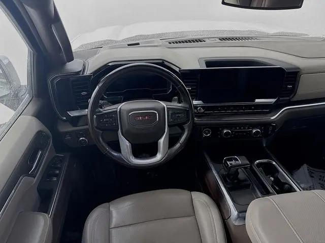 2024 GMC Sierra 1500 4WD Crew Cab Short Box SLT