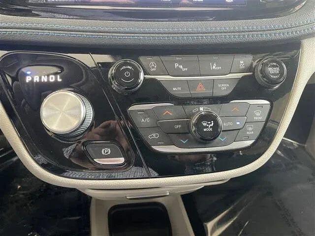 2021 Chrysler Pacifica Touring